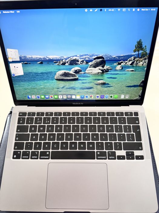Apple MacBook M1 , 2020, 256 Gb диск, 8 Gb Ram
