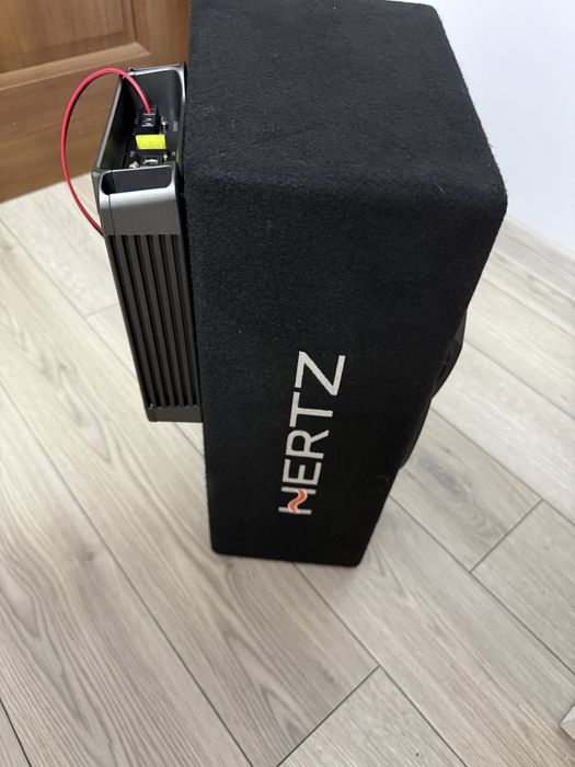Subwoofer hertz dbx 30.3 + statie hertz