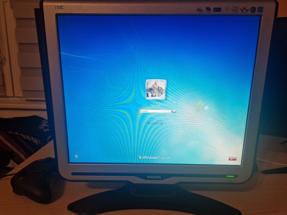 Vand Monitor Philips 170C