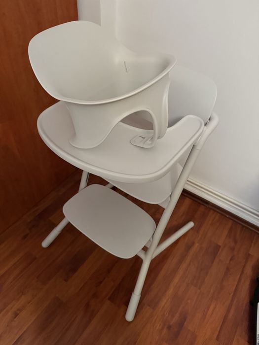 Pachet Complet Cybex Lemo: Scaun 4-in-1 + Bouncer Stand + Accesorii