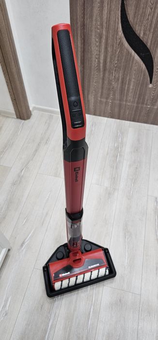 Masina electrica pe acumulator pentru curatat podele dure Einhell CLEA