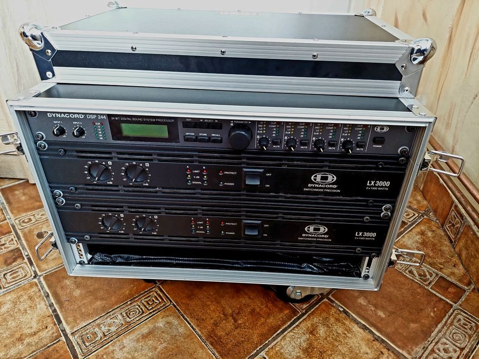 Vând 2 Dynacord LX 3000 cu dsp 244 in stare forte bună
