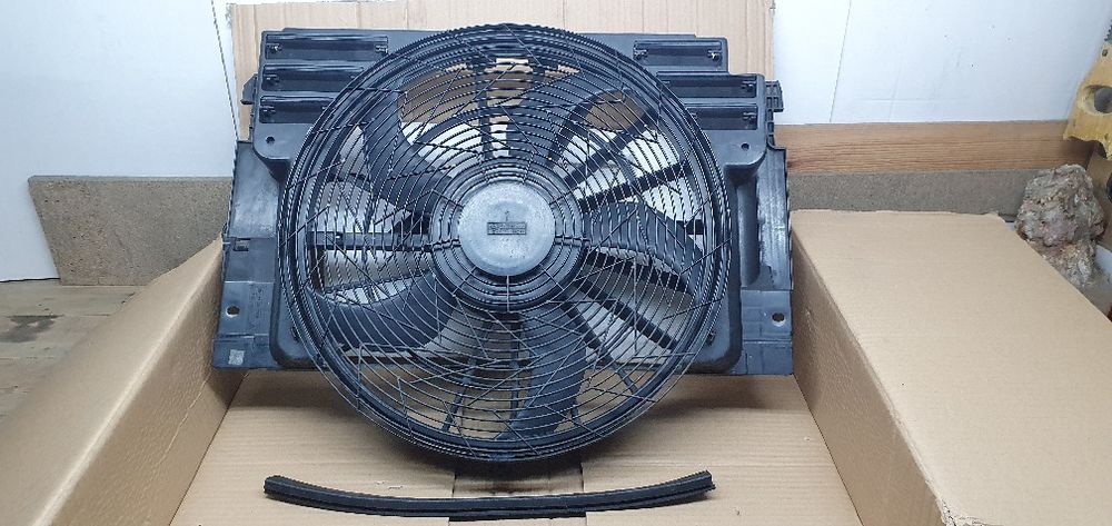 Запчастьи БМВ Х5 2004