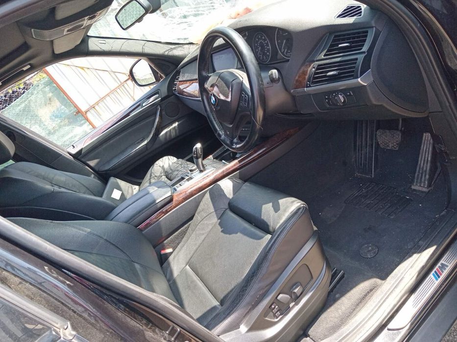 BMW X5 E70 4.0D На части