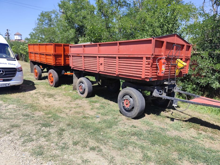 Vând remorci  preț negociabil