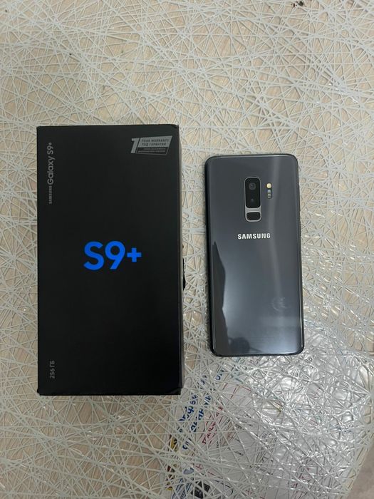 Продам телефон samsung