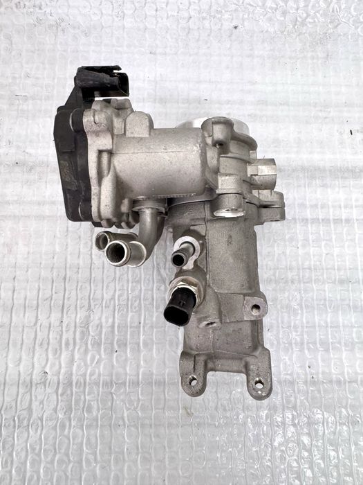 Clapeta EGR noua 04L128063A 04L128059AA VW Passat Golf 2.0 TDI