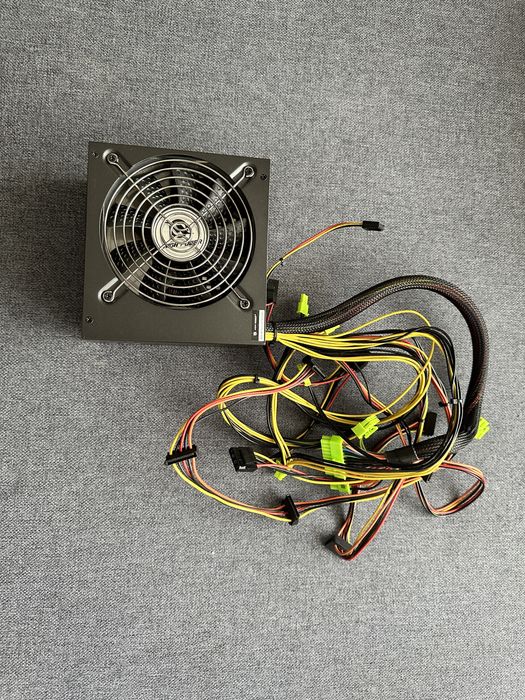 Sursa PC pentru Gaming