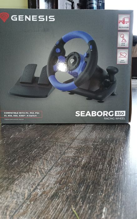 Продавам волан с педали в гаранция.