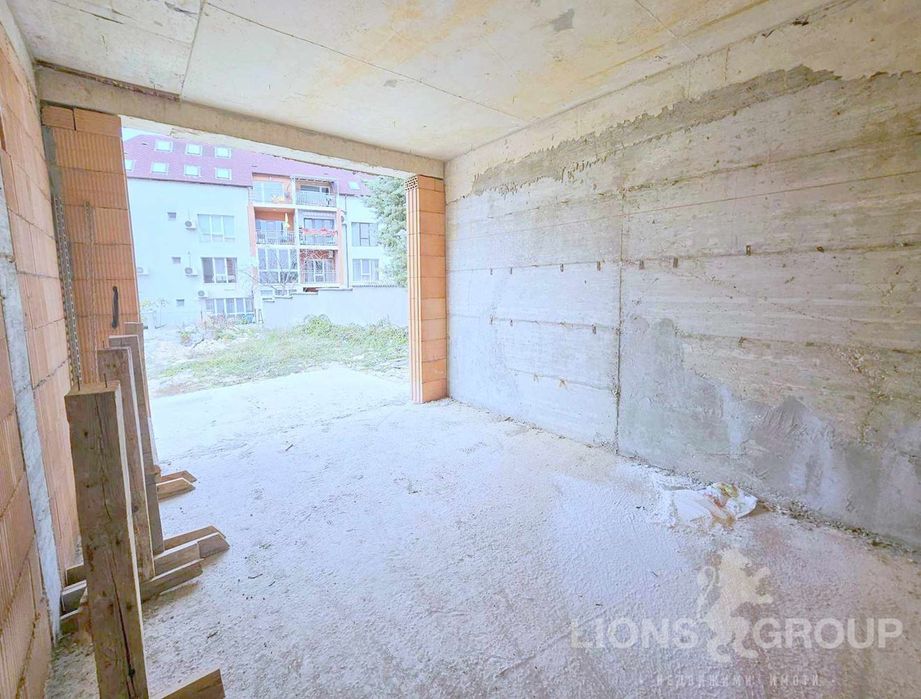 Продава се Двустаен апартамент в Варна, Виница - 72 кв.м за 1331 €/кв.м - Снимка #4