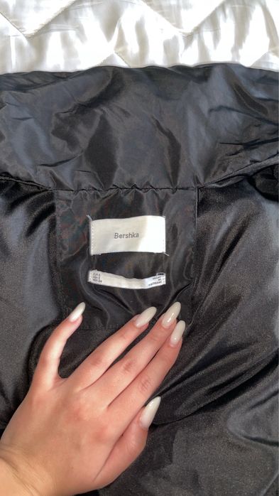 Vesta calduroasa, bershka