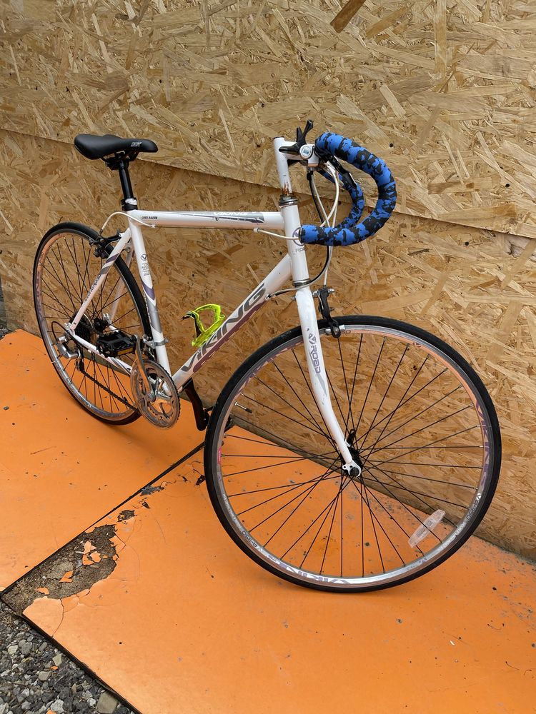 Bicicleta cursiera viking roti 28”