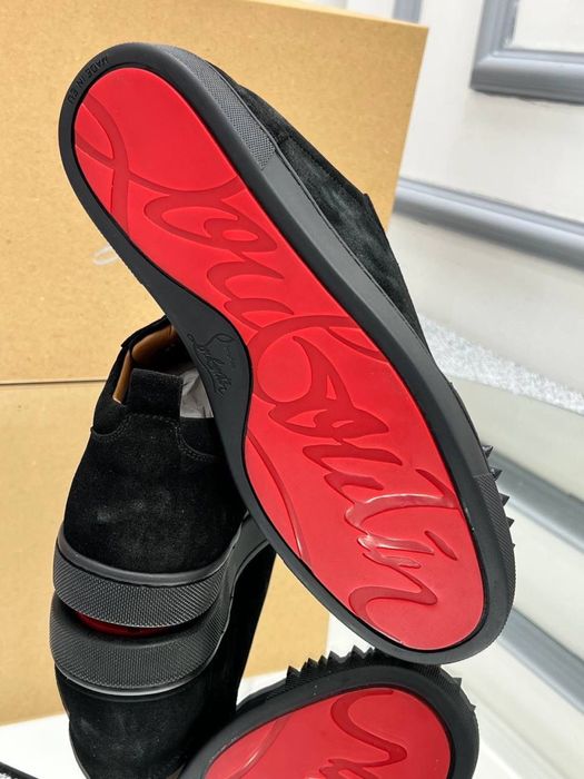 Adidasi Christian Louboutin ! POZE 100% reale