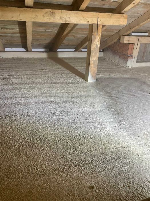 Izolatie cu spuma poliuretanica Arad