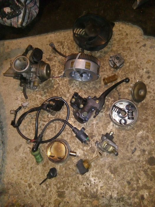 Pise scuter aprilia atlantic 200