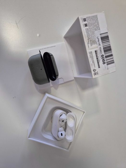 Casti Apple AirPods PRO 2 - Originale, dovada factura si serie.