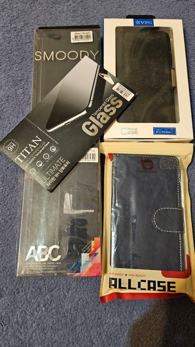 Продам чехлы на 11 промакс