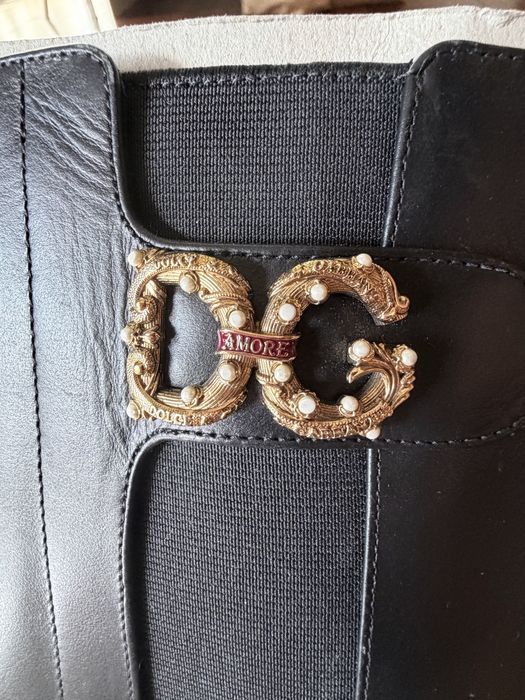 Уникален ботуш D&G носен няколко пъти