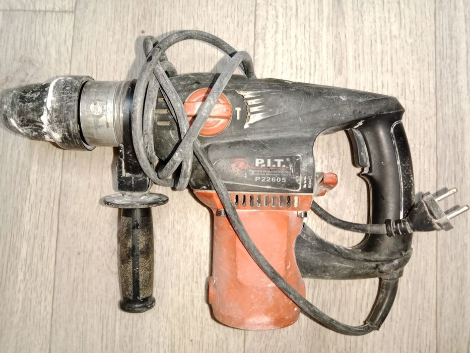 Продам перфоратор