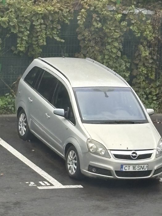 Opel zafirA Dezmembrari