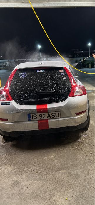 Volvo C30 D2(1.6 Diesel)