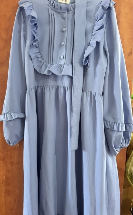 Продам платье по 2500