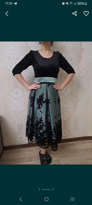 Платье продаю  срочно