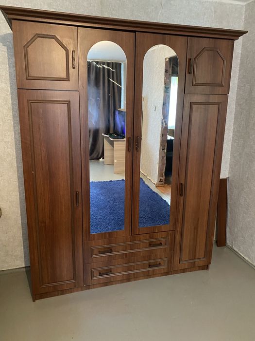 Продам шкаф в хорошем состоянии