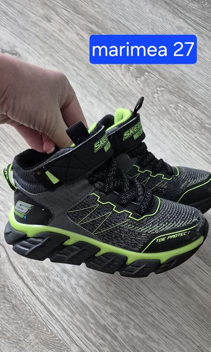Vand ghete skechers marimea 26, 27