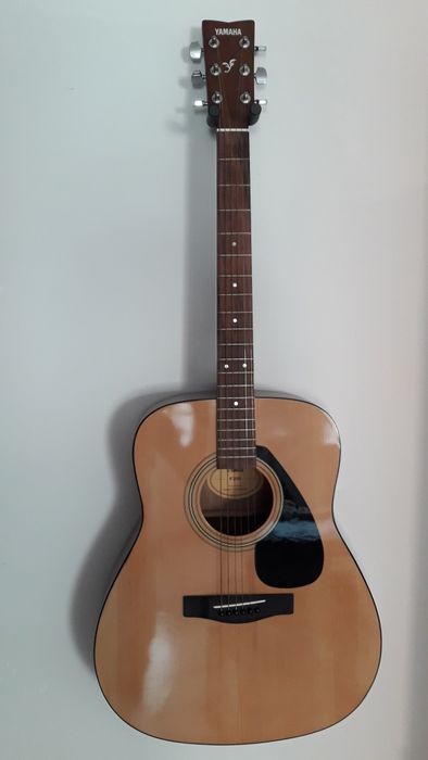 Продам гитару  Yamaha f-310