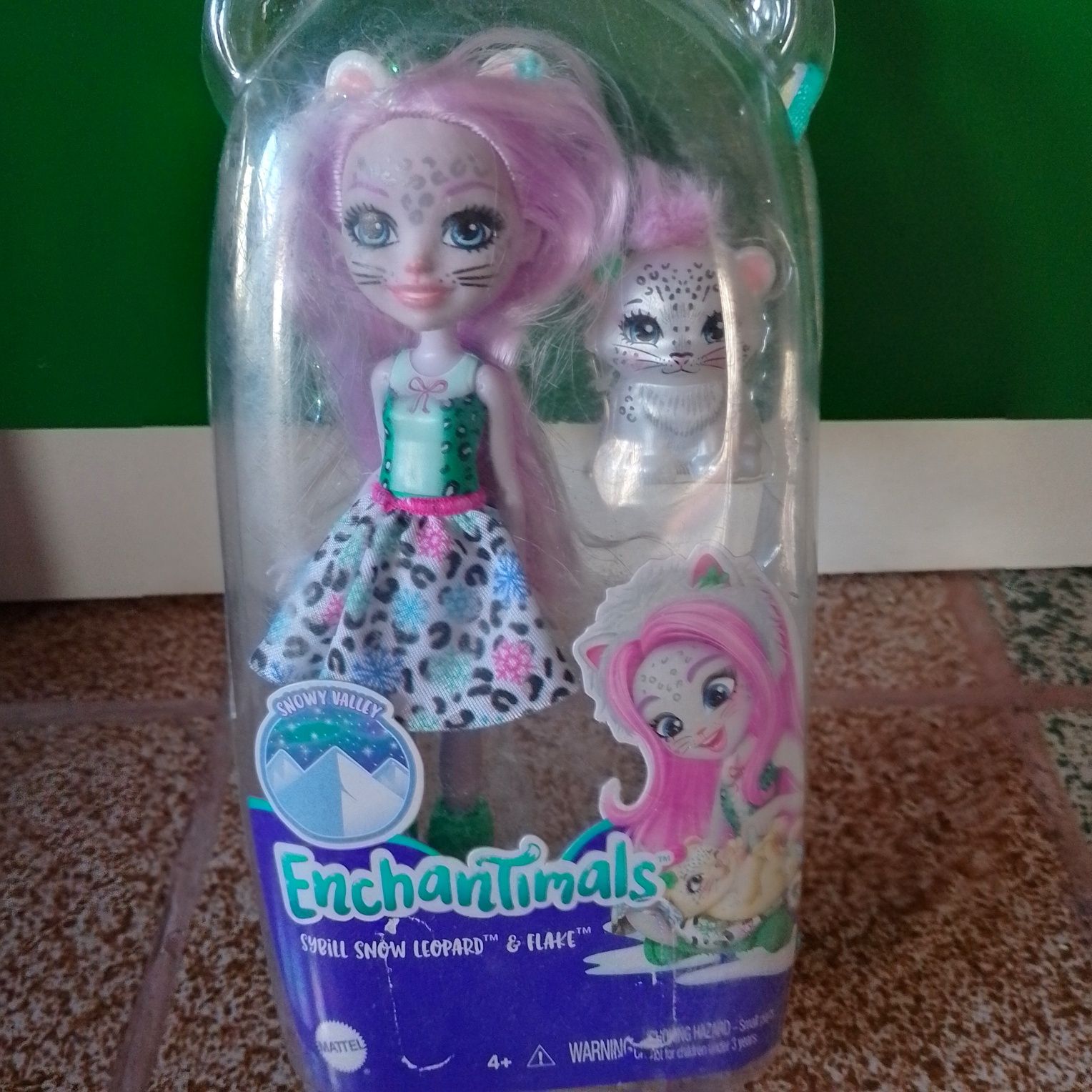 Кукличка с животинче Enchantimals
