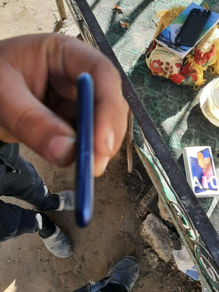 Samsung A10 sotiladi