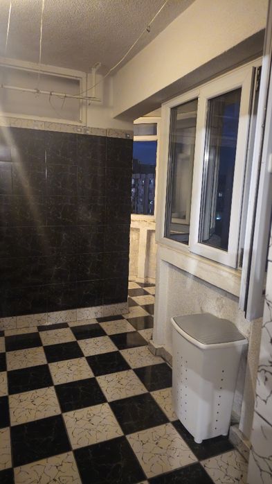 Particular închiriez apartament Timpuri Noi Mircea Vodă 3 came