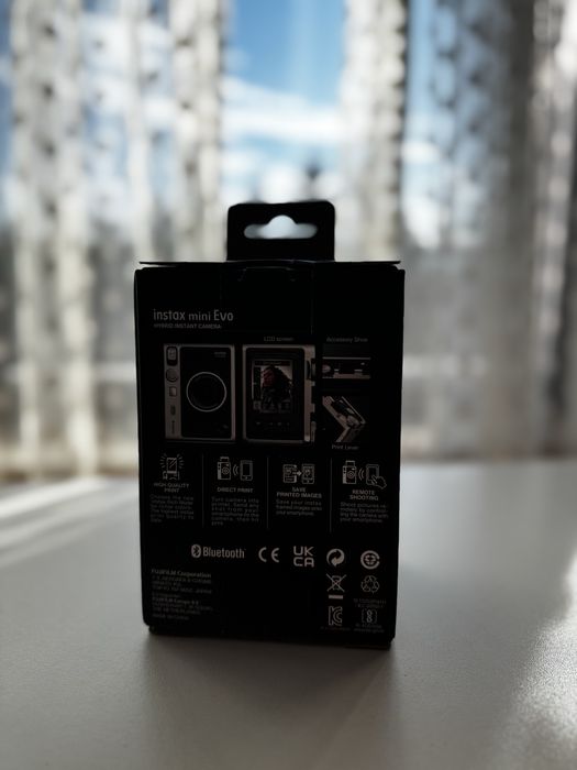 Fujifilm instax камера