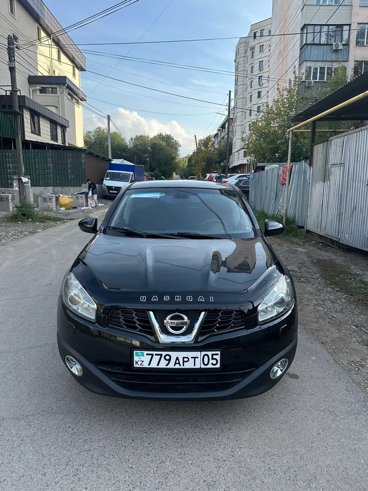 продам nissan qashqai 2013 год