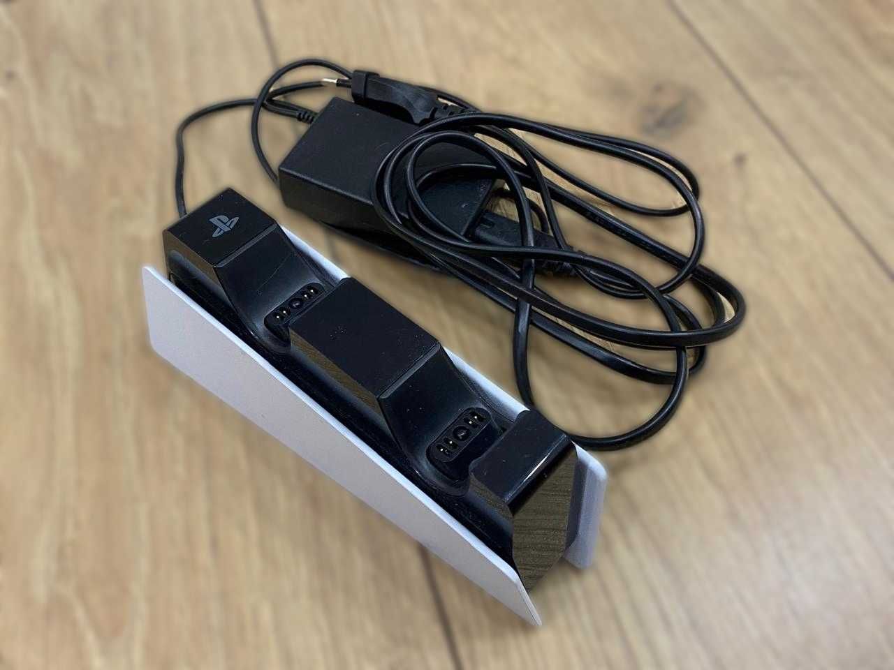 Зарядная Станция для PS5 Геймпадов