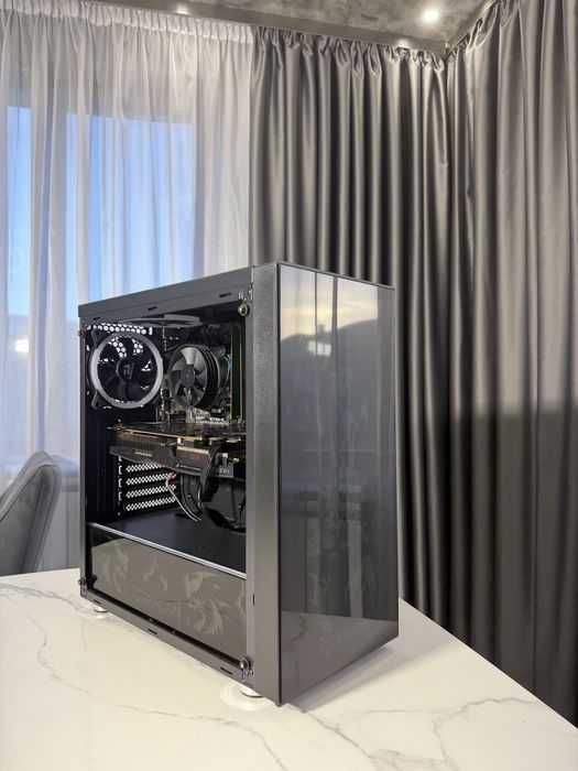 Настолен гейминг компютър!