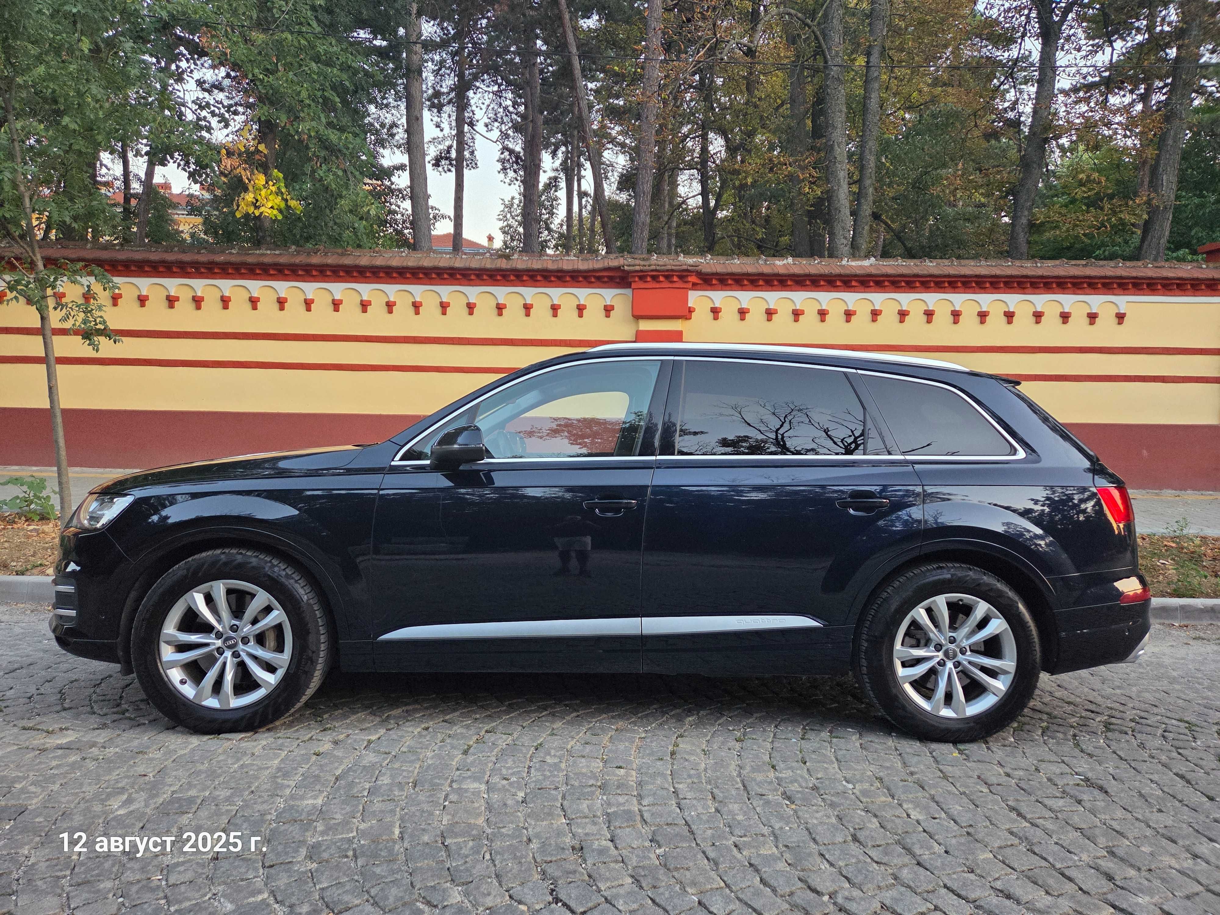 Audi Q7, 7 местен