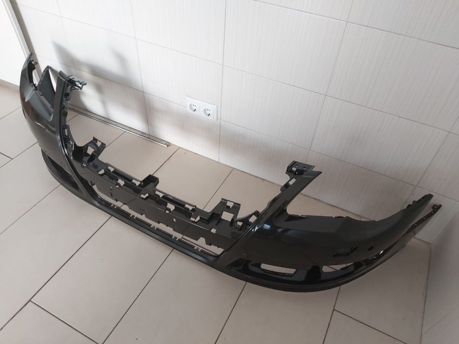 Bara Fata Cu Senzori Parcare+Spalator Faruri VW Passat B6 05-11 (LC8Z)