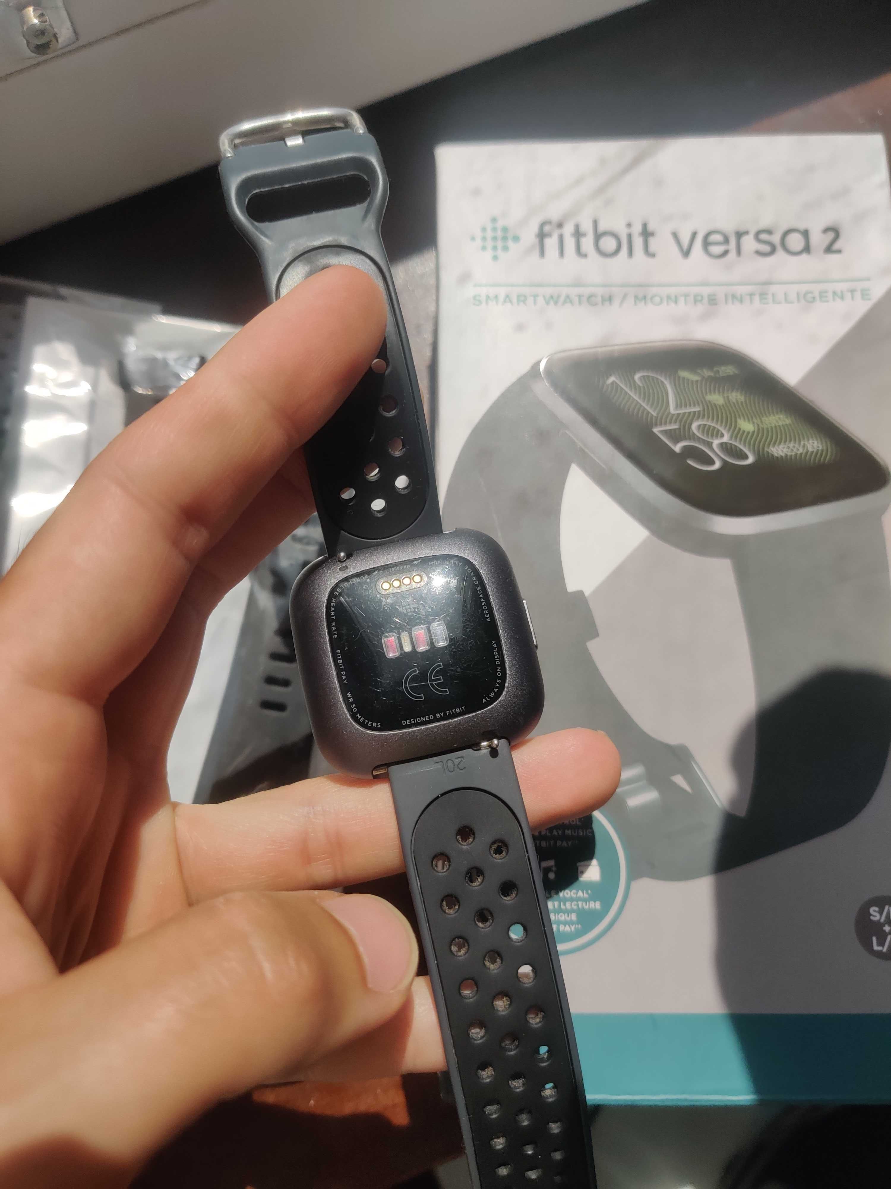 Fitbit Versa 2 - Смарт Часовник