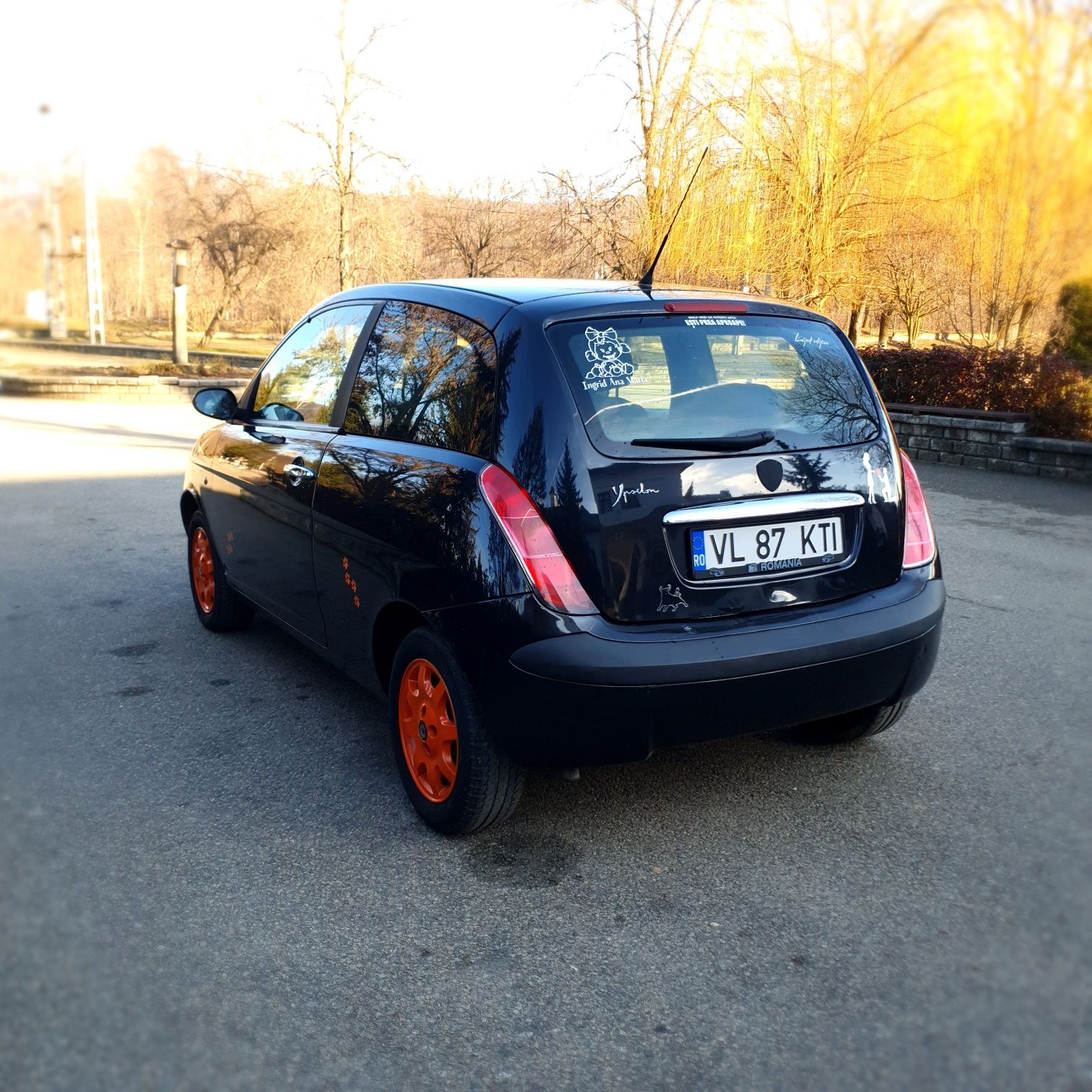 Lancia Ypsilon 2006 1.4 benzină 16v