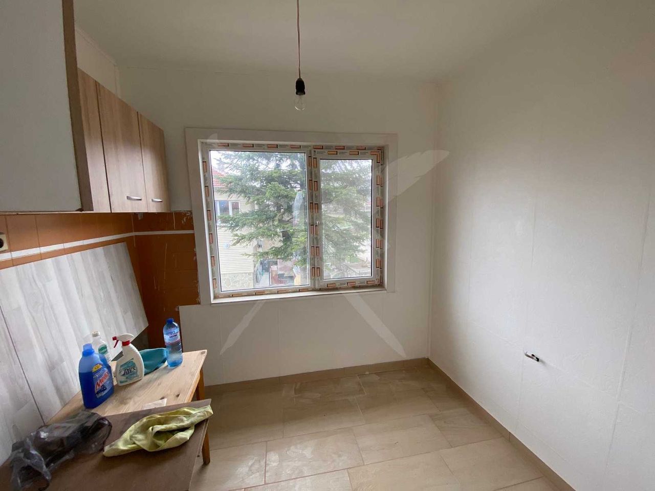 Продава се Къща в Перущица - 75 кв.м за 854 €/кв.м - Снимка #2