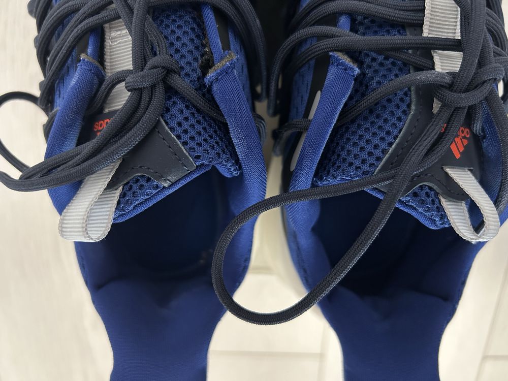 Adidasi Alphaboost 6