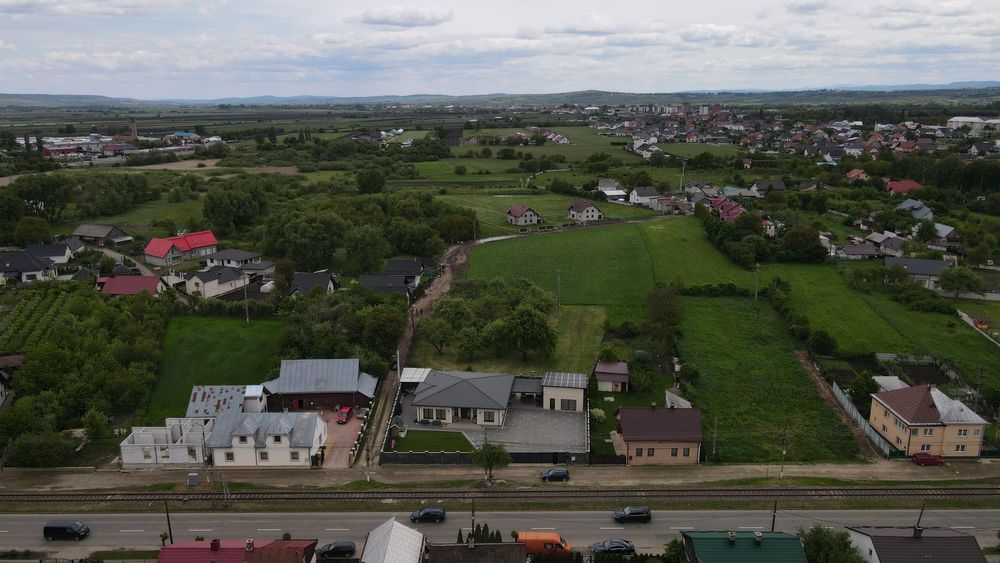 De vânzare 70 Ari intravilan-Rădăuți,sau Parcele 7-10 ARI,utilități!