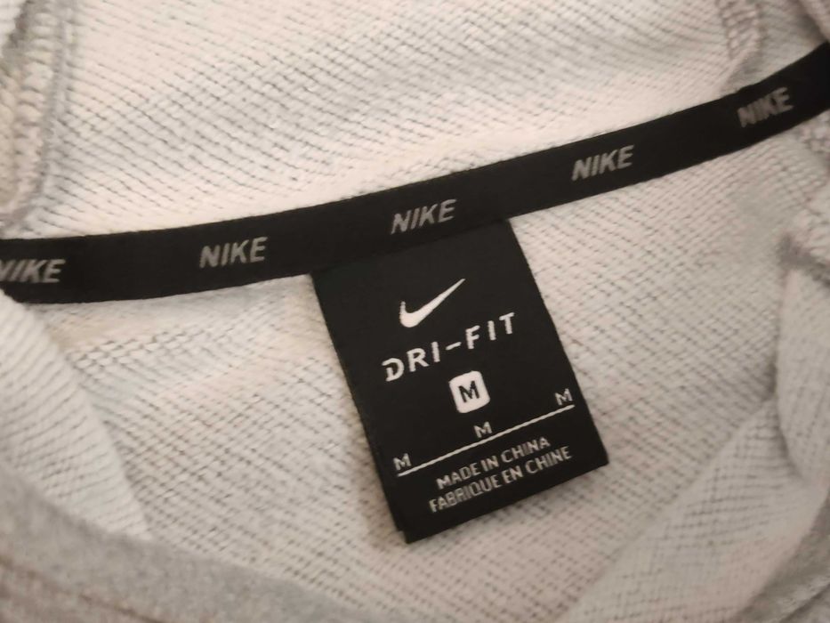 Hanorac Nike Dri Fit Light Grey
