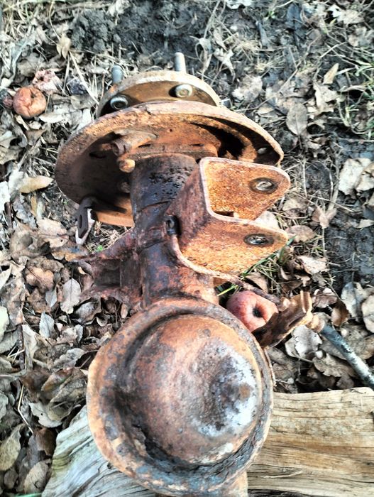 Punte spate Mitsubishi Pajero Pinin