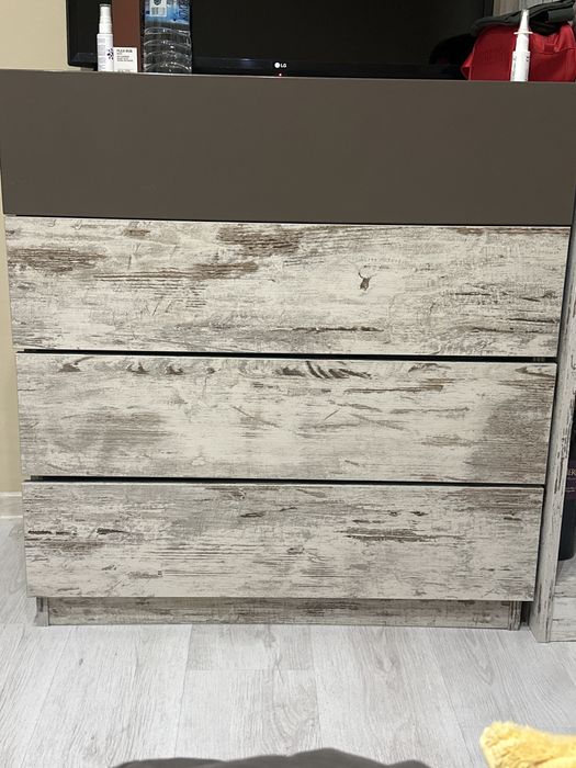 Комплект: гардероб, скрин, шкаф