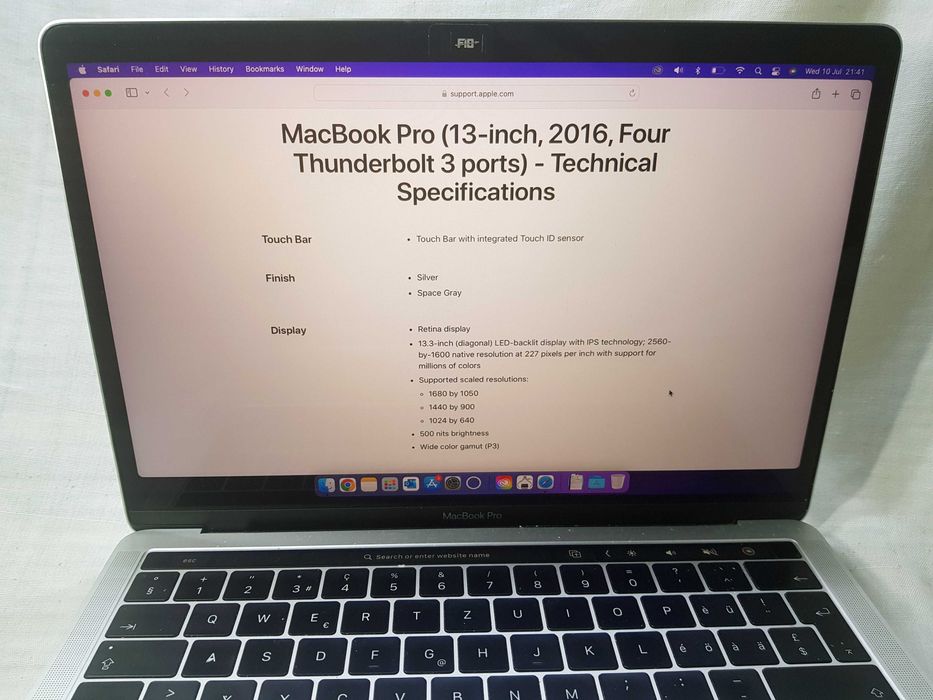 APPLE MacBook PRO 13" cu touchbar, 1TB, i5 2.9GHz, 8GB RAM