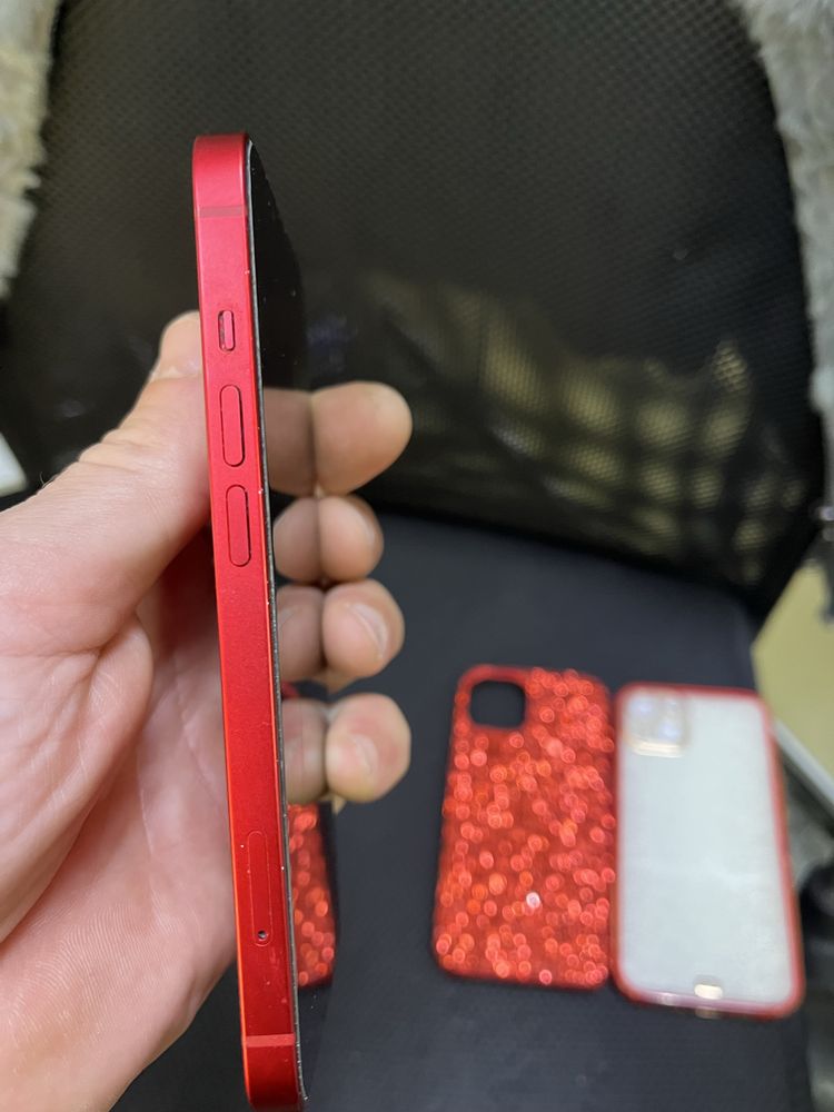 Много запазен iphone 13 product red 256 gb