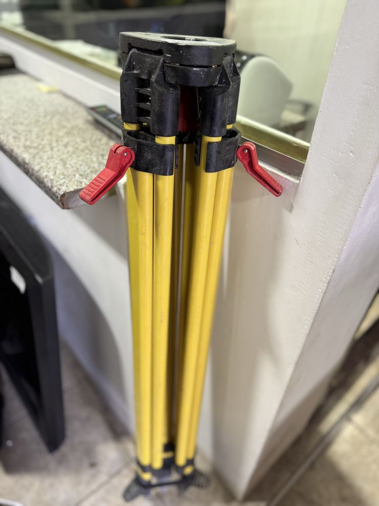 Trepied Amanet auto& electronice Onesti
